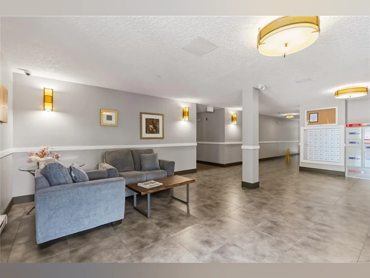101-4529 West Saanich Road, Saanich, BC, V8Z 3G3 - 17