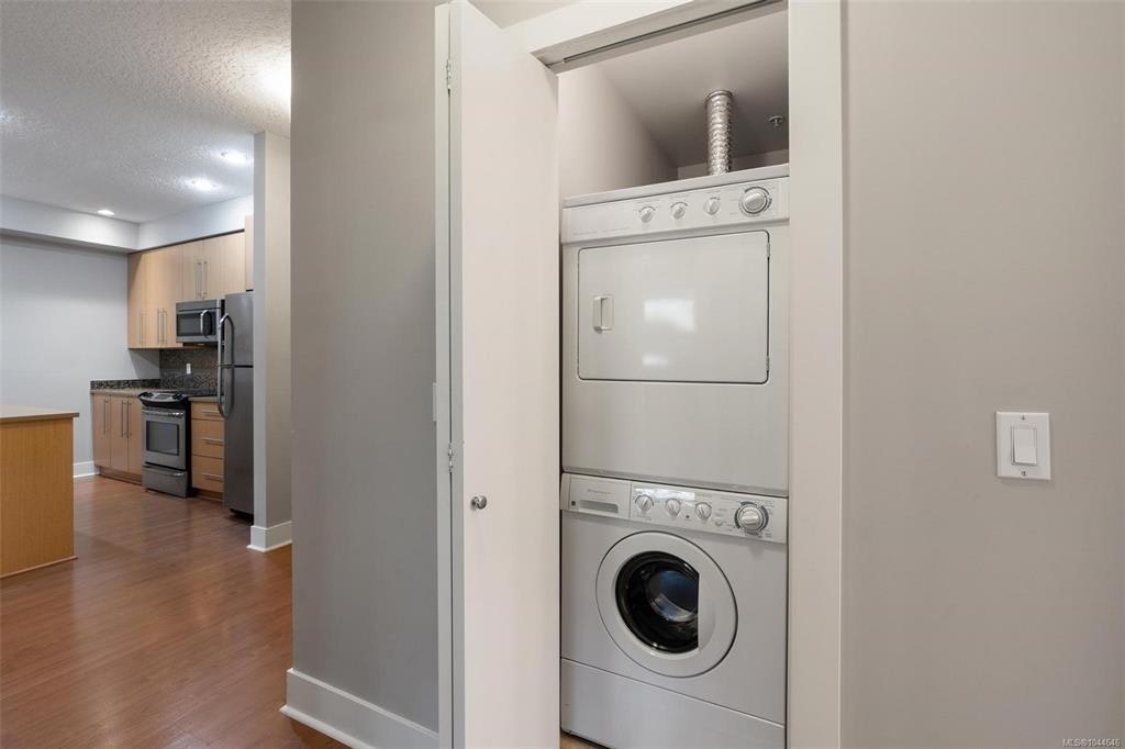 101-4529 West Saanich Road, Saanich, BC, V8Z 3G3 - 14