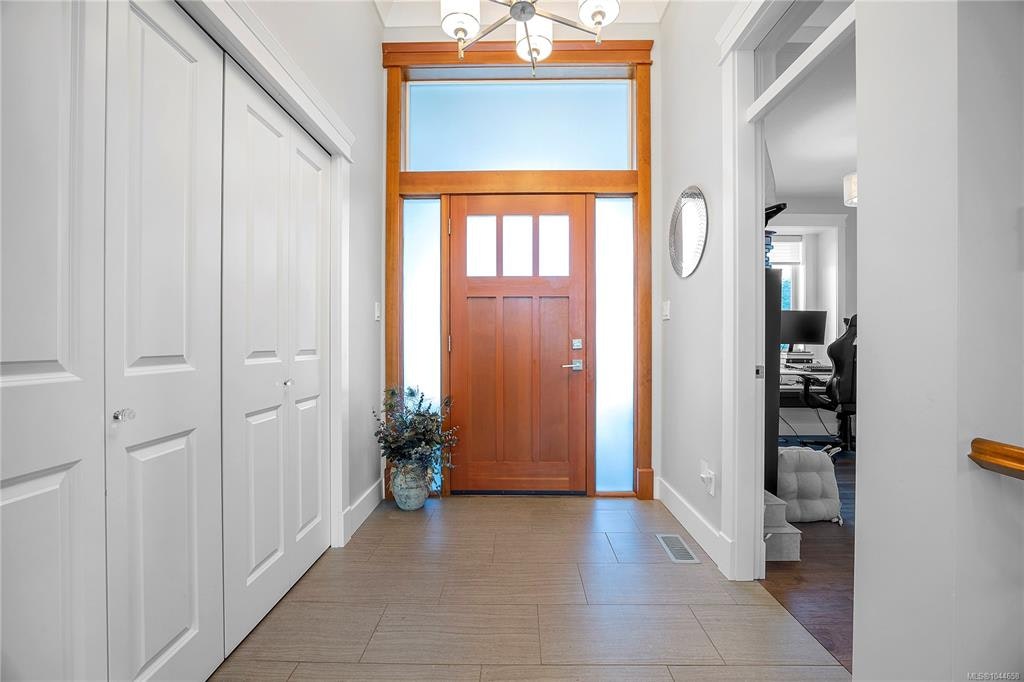 207 Linstead Place - 3