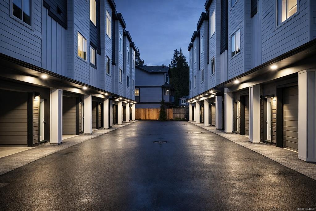 957 Snapdragon Court, Langford, BC, V9C 2P3