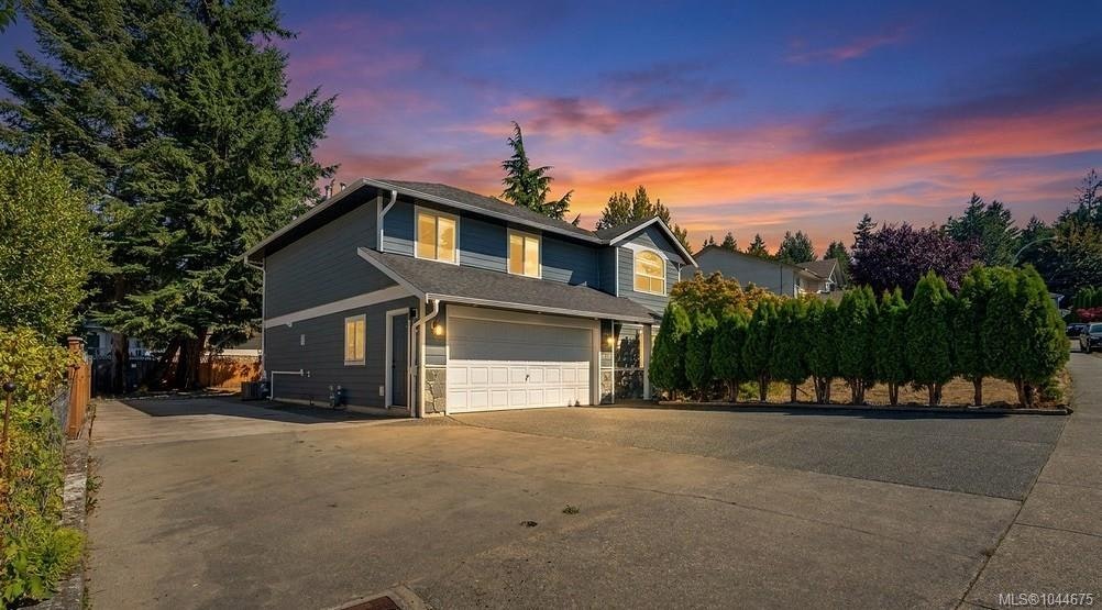 1217 Mckinley Road, Ladysmith, BC, V9G 1P9