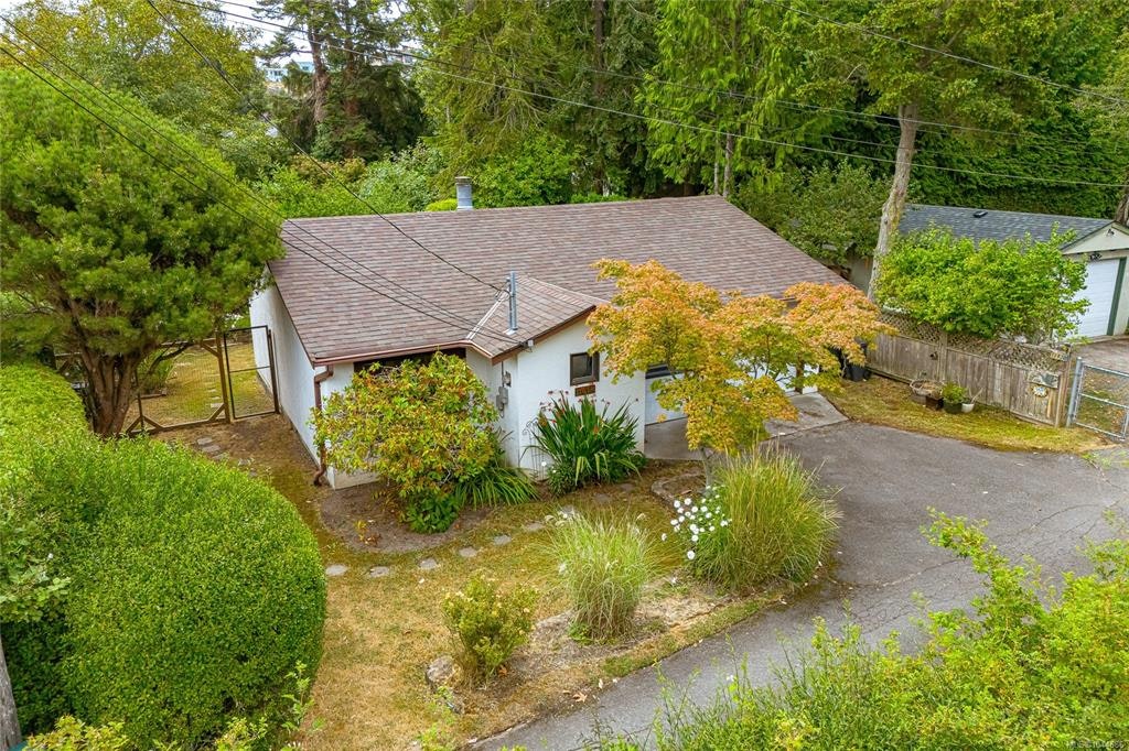 A-1143 Munro Street, Esquimalt, BC, V9A 5P3