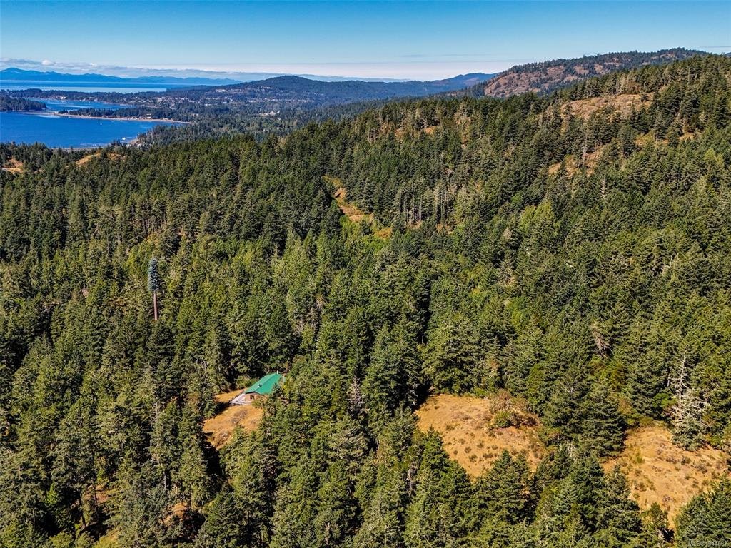 5036 Glinz Lake Road, Sooke, BC, V9Z 0E3