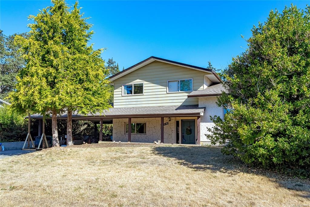 4167 Thornhill Crescent, Saanich, BC, V8N 5E6
