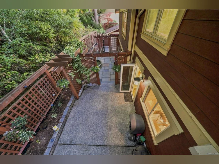 5287 Lost Lake Road, Nanaimo, BC, V9T 5E6 - 44
