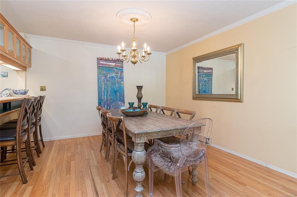 2526 W Island Highway - 4