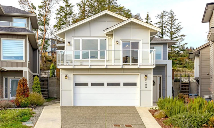 2406 Azurite Crescent
