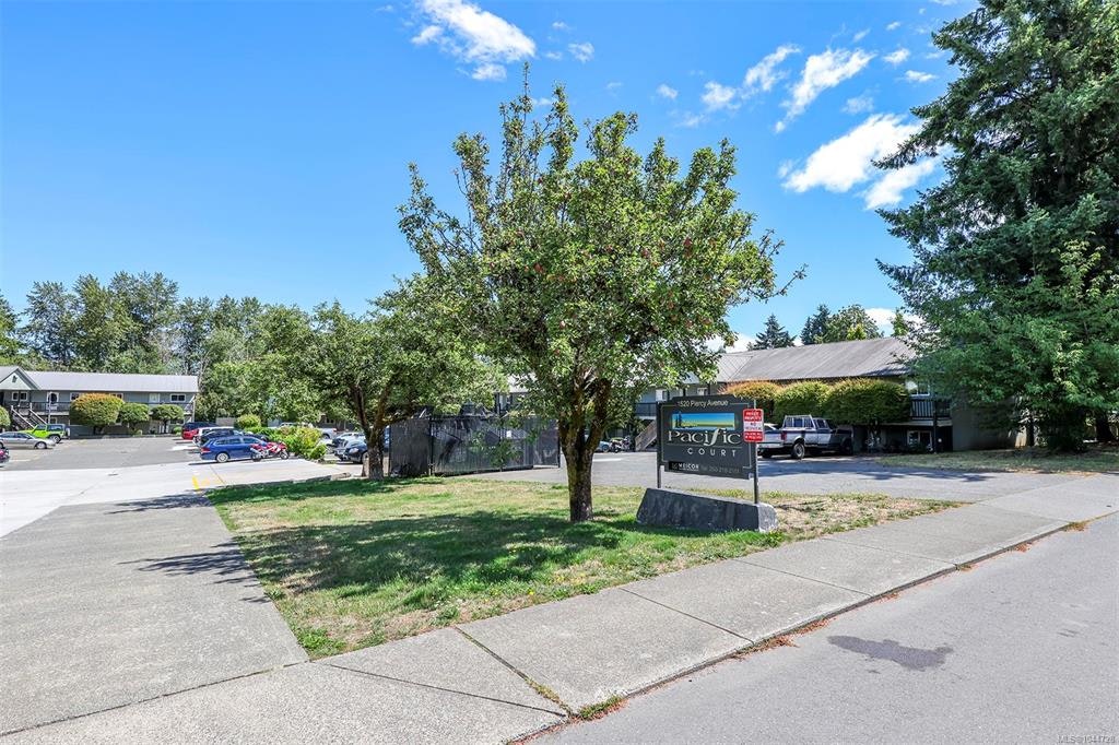 8-1520 Piercy Avenue, Courtenay, BC, V9N 3E9