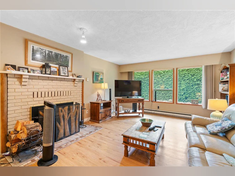 2-1215 Stelly's Cross Road, Central Saanich, BC, V8M 1H3 - 3