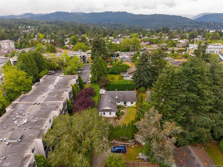 2-1215 Stelly's Cross Road, Central Saanich, BC, V8M 1H3 - 60