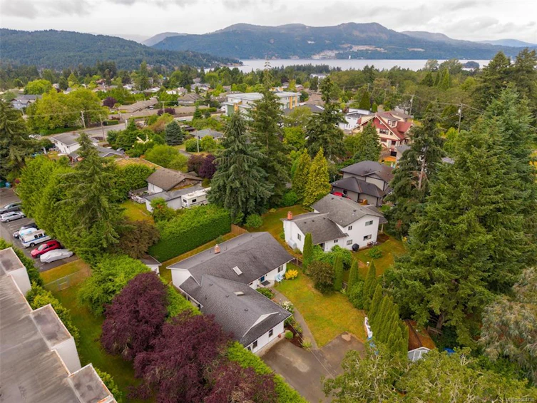 2-1215 Stelly's Cross Road, Central Saanich, BC, V8M 1H3 - 59