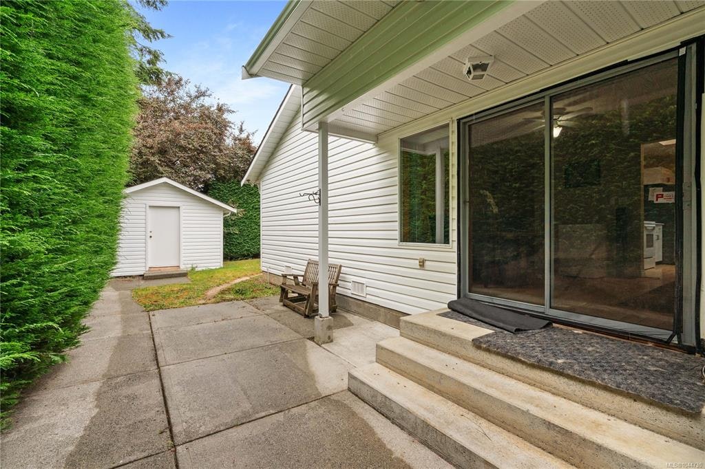 2-1215 Stelly's Cross Road, Central Saanich, BC, V8M 1H3 - 38