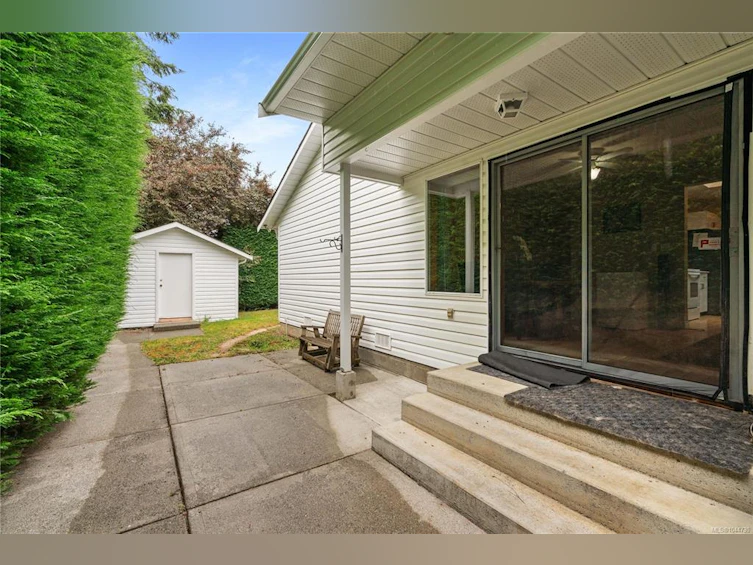 2-1215 Stelly's Cross Road, Central Saanich, BC, V8M 1H3 - 38