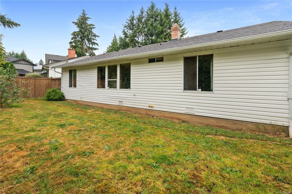 2-1215 Stelly's Cross Road, Central Saanich, BC, V8M 1H3 - 41