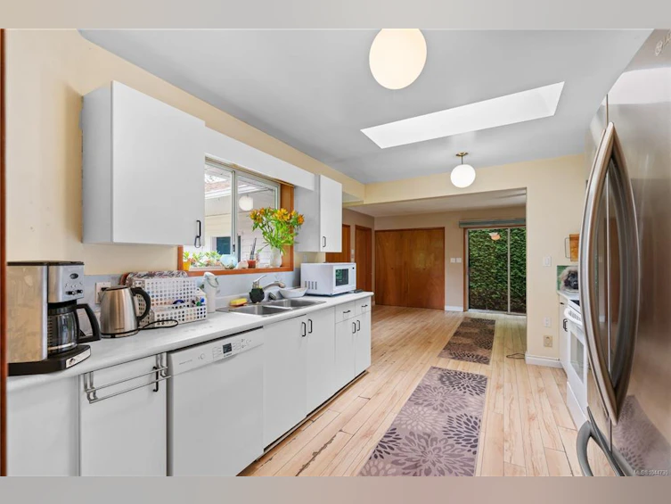 2-1215 Stelly's Cross Road, Central Saanich, BC, V8M 1H3 - 19