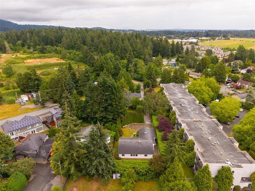 2-1215 Stelly's Cross Road, Central Saanich, BC, V8M 1H3 - 55