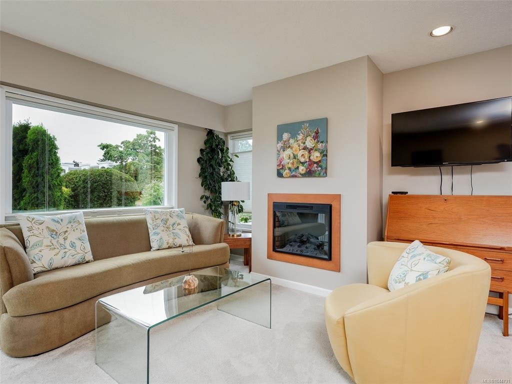 7-3968 Cedar Hill Road - 3
