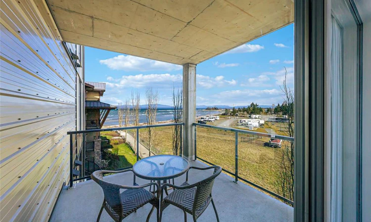 307C-181 Beachside Drive