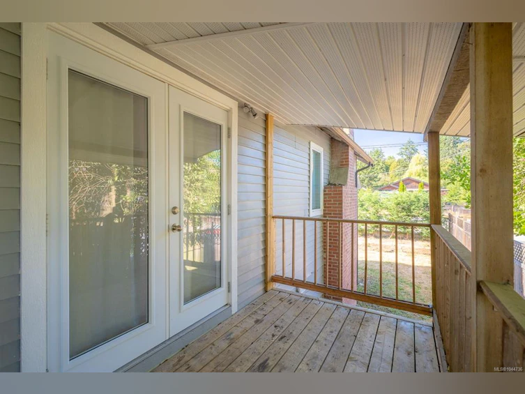 15 Fourth Street, Nanaimo, BC, V9R 1S6 - 39
