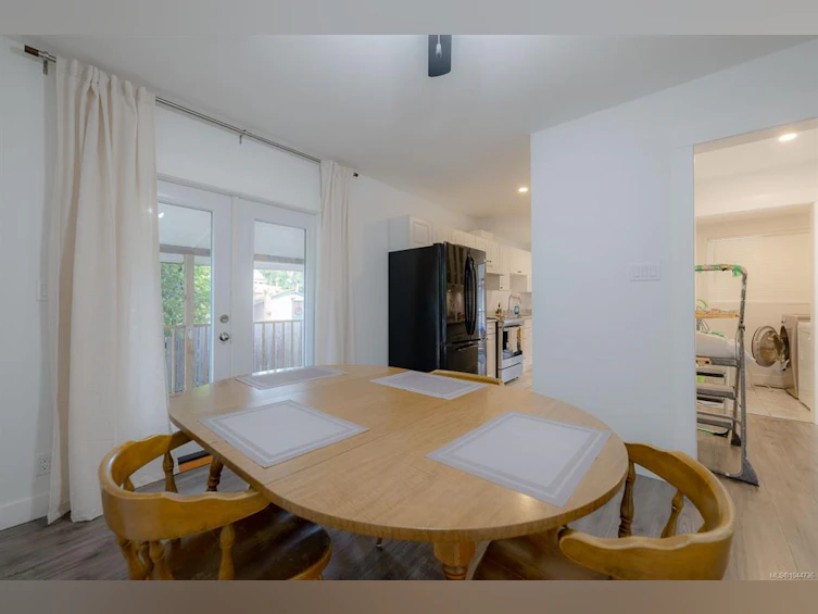 15 Fourth Street, Nanaimo, BC, V9R 1S6 - 20