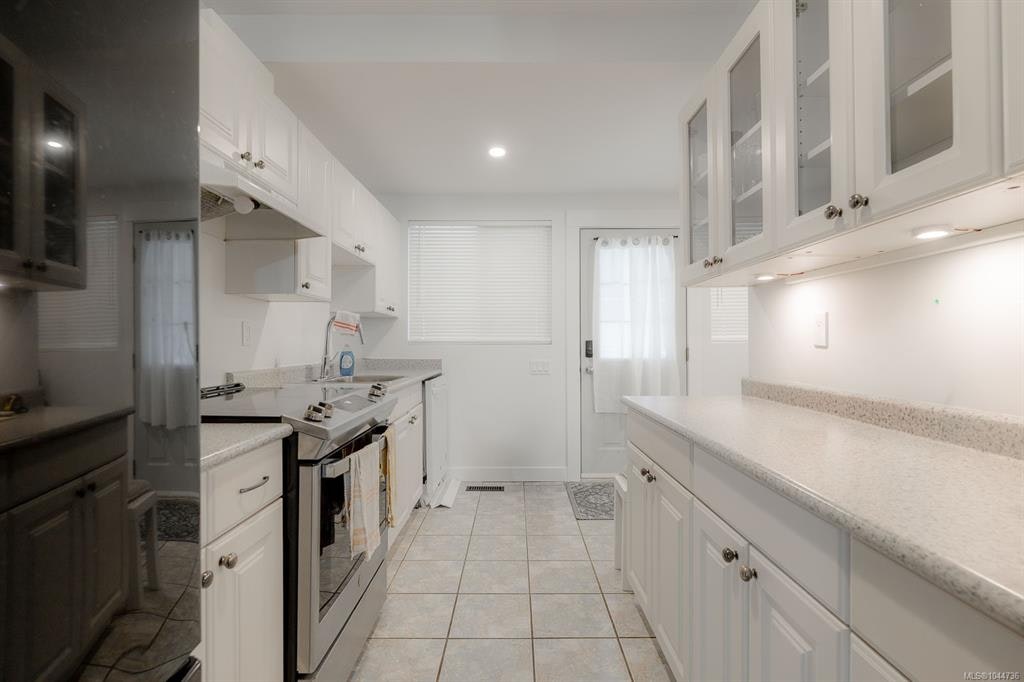 15 Fourth Street, Nanaimo, BC, V9R 1S6 - 8