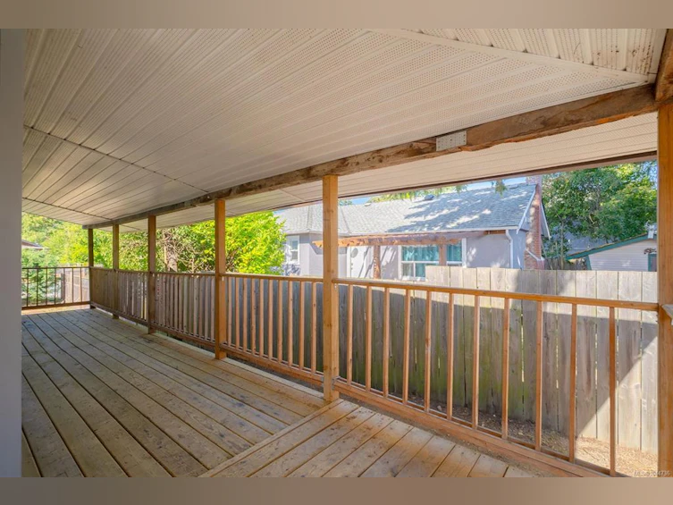 15 Fourth Street, Nanaimo, BC, V9R 1S6 - 38