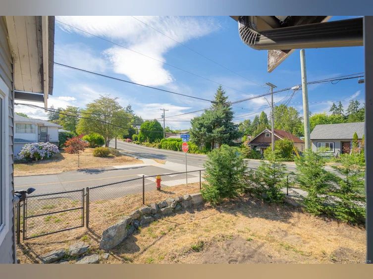 15 Fourth Street, Nanaimo, BC, V9R 1S6 - 47