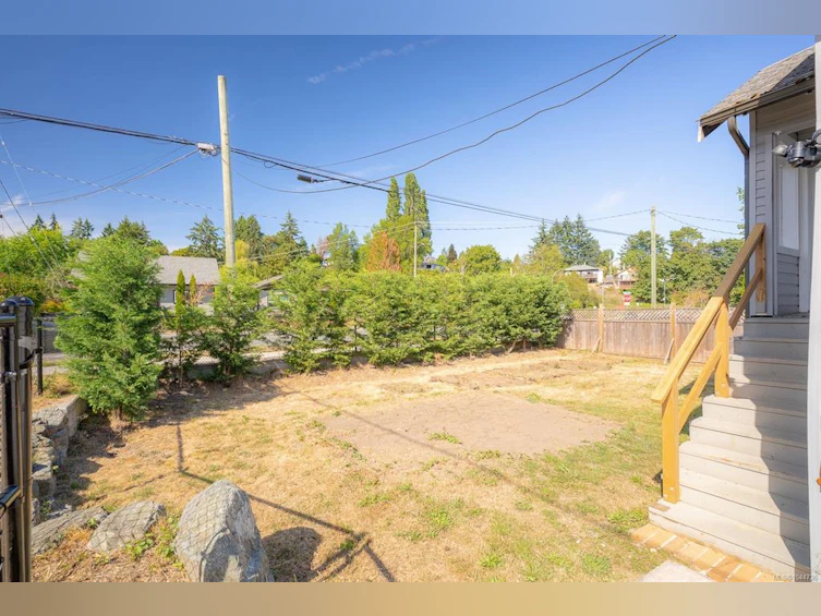 15 Fourth Street, Nanaimo, BC, V9R 1S6 - 42