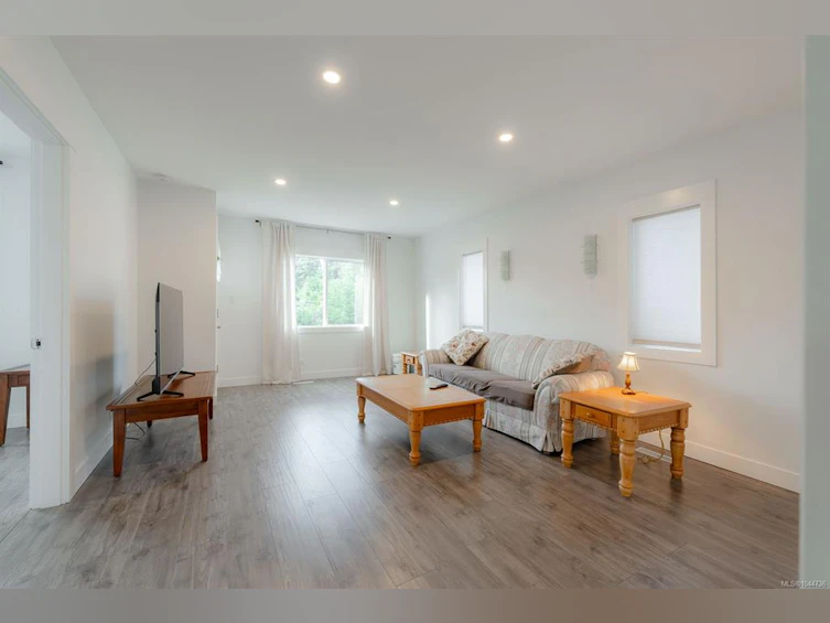 15 Fourth Street, Nanaimo, BC, V9R 1S6 - 23