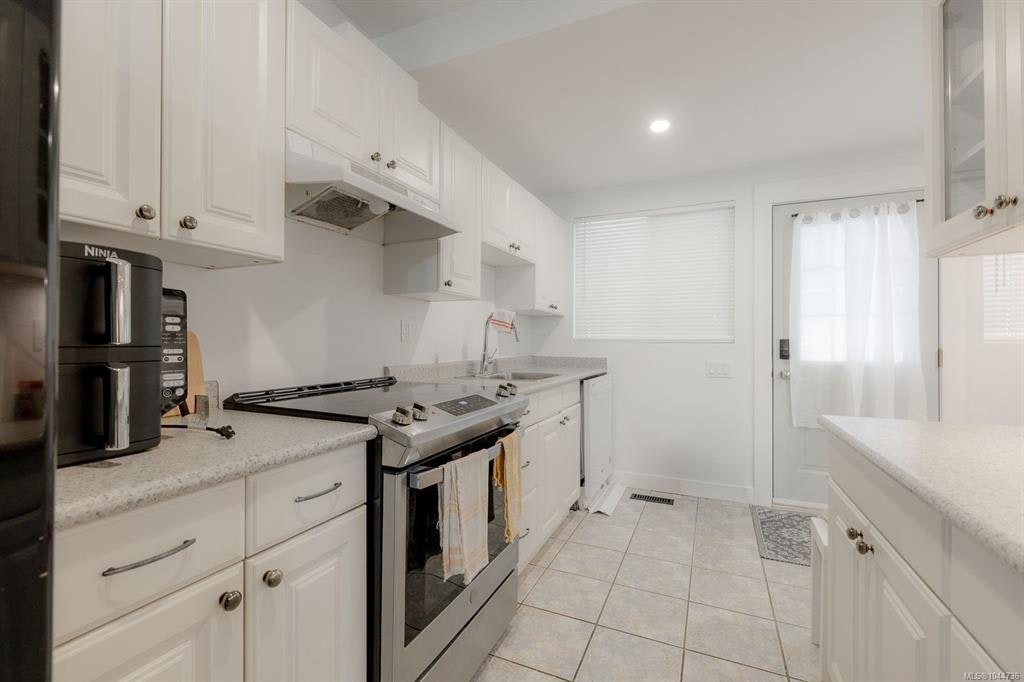15 Fourth Street, Nanaimo, BC, V9R 1S6 - 13