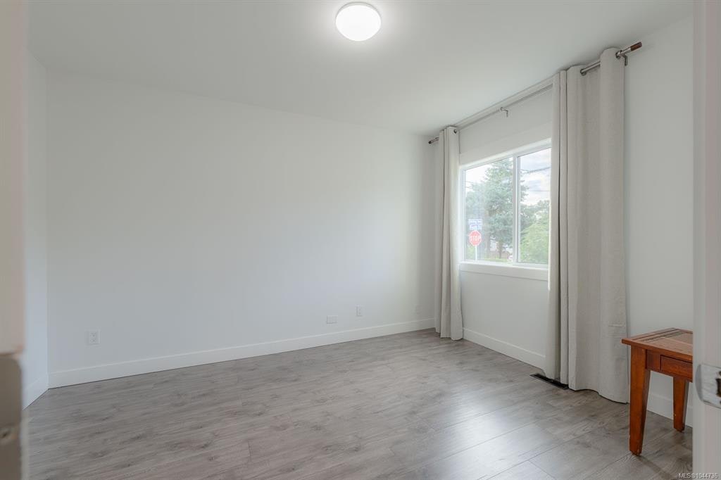 15 Fourth Street, Nanaimo, BC, V9R 1S6 - 24