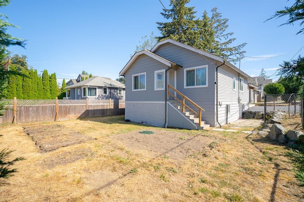 15 Fourth Street, Nanaimo, BC, V9R 1S6 - 43