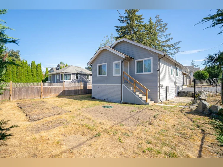 15 Fourth Street, Nanaimo, BC, V9R 1S6 - 43
