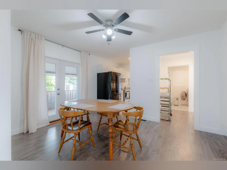 15 Fourth Street, Nanaimo, BC, V9R 1S6 - 18