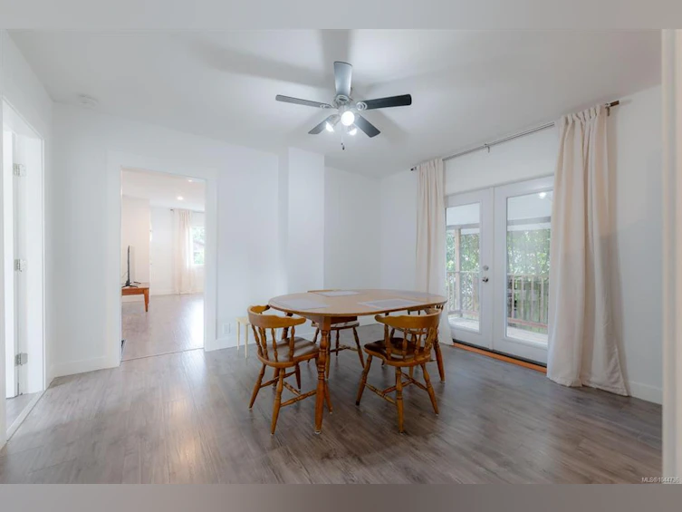 15 Fourth Street, Nanaimo, BC, V9R 1S6 - 17