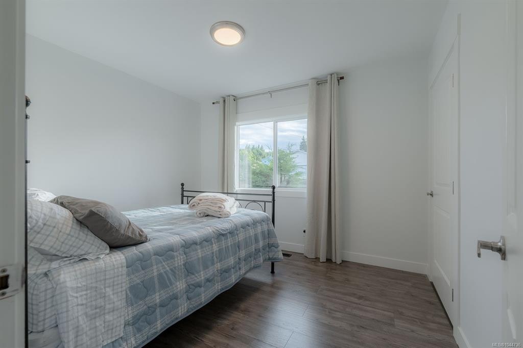 15 Fourth Street, Nanaimo, BC, V9R 1S6 - 16