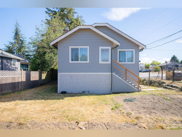 15 Fourth Street, Nanaimo, BC, V9R 1S6 - 44