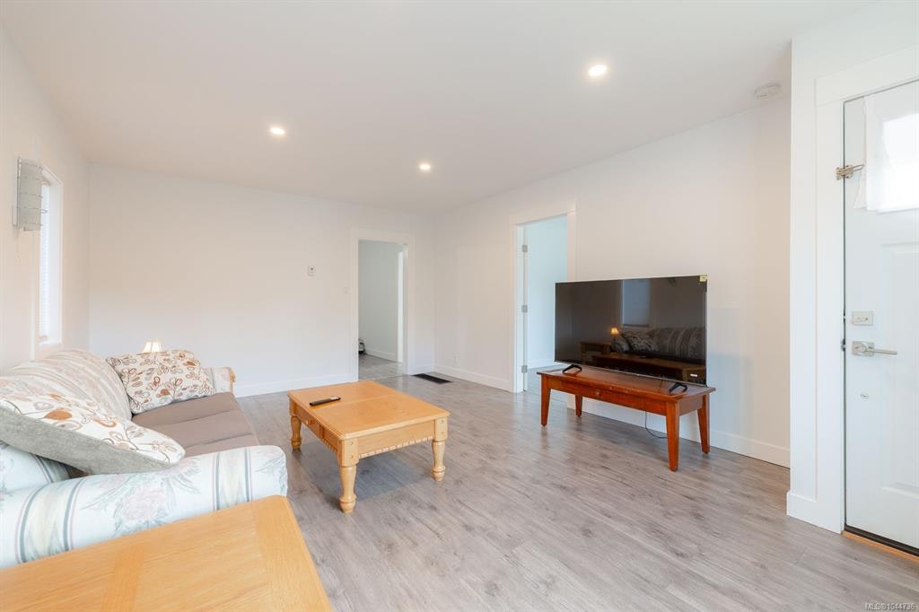 15 Fourth Street, Nanaimo, BC, V9R 1S6 - 21
