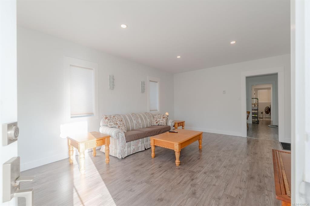 15 Fourth Street, Nanaimo, BC, V9R 1S6 - 25