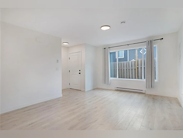 15 Fourth Street, Nanaimo, BC, V9R 1S6 - 28