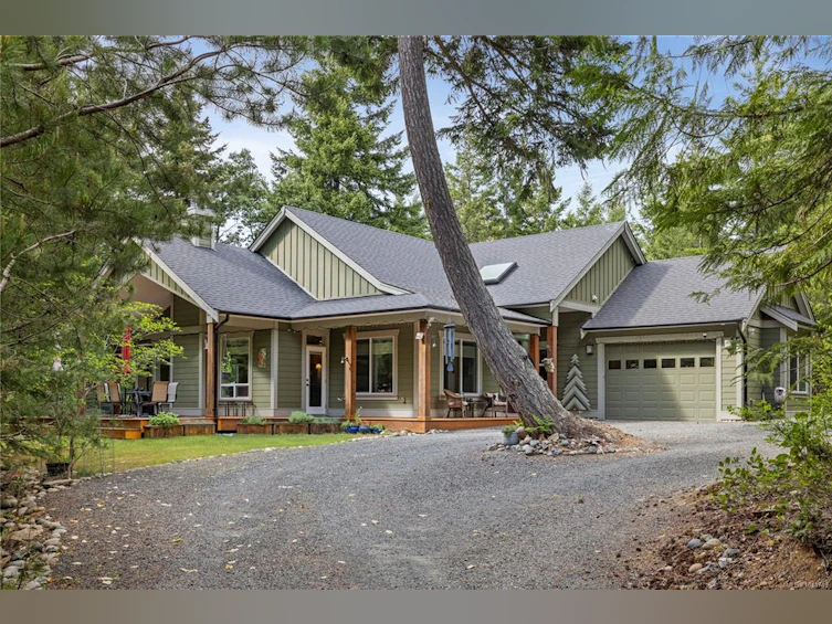1703 Peligren Place, Qualicum Beach, BC, V9K 2S3 - 11