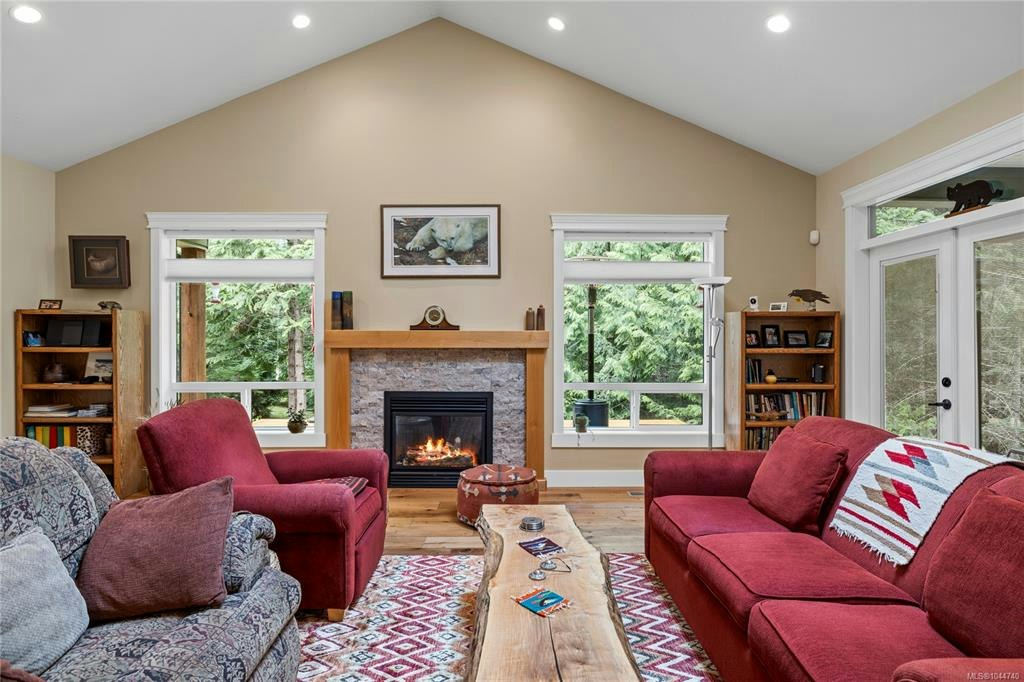 1703 Peligren Place, Qualicum Beach, BC, V9K 2S3 - 17