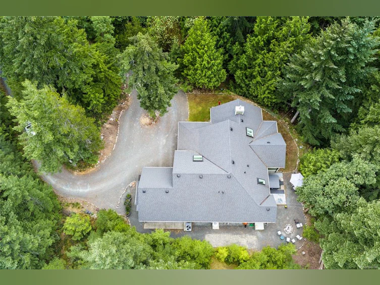 1703 Peligren Place, Qualicum Beach, BC, V9K 2S3 - 45