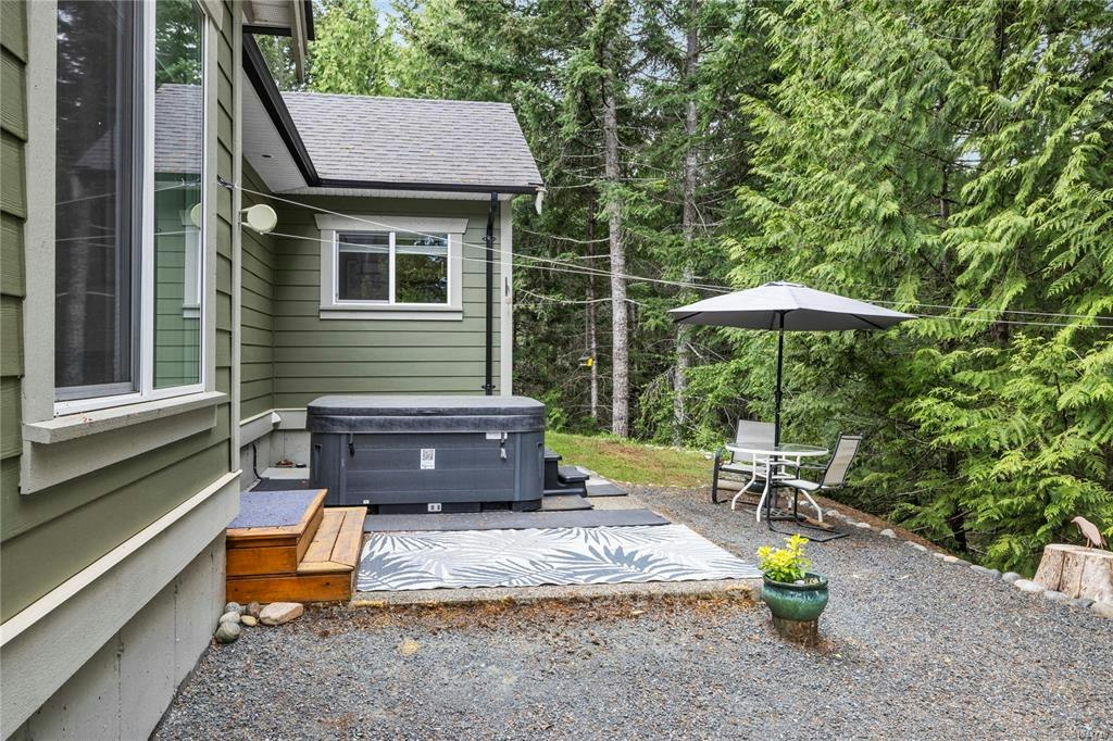1703 Peligren Place, Qualicum Beach, BC, V9K 2S3 - 37
