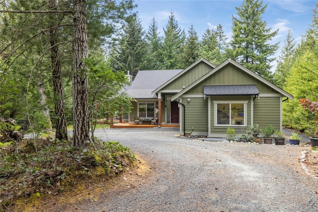 1703 Peligren Place, Qualicum Beach, BC, V9K 2S3
