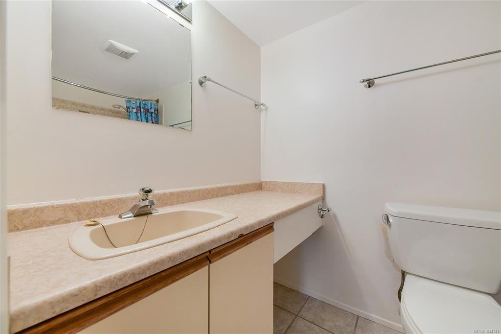 208-949 Cloverdale Avenue, Saanich, BC, V8X 2T4 - 14
