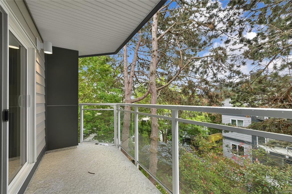 208-949 Cloverdale Avenue, Saanich, BC, V8X 2T4 - 28