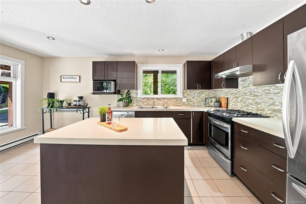 1704 Matterson Road, Coombs, BC, V0R 1V0 - 3