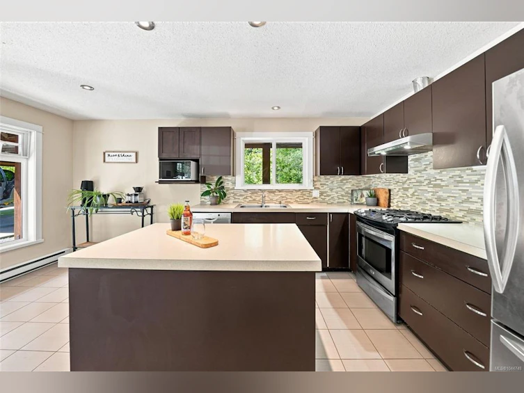1704 Matterson Road, Coombs, BC, V0R 1V0 - 3