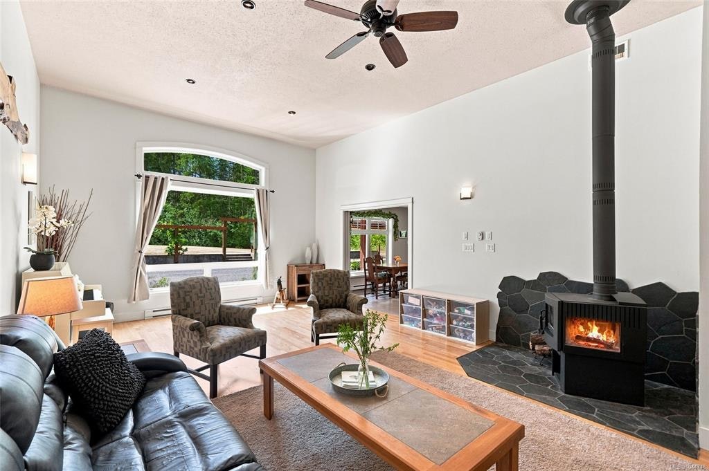 1704 Matterson Road, Coombs, BC, V0R 1V0 - 2